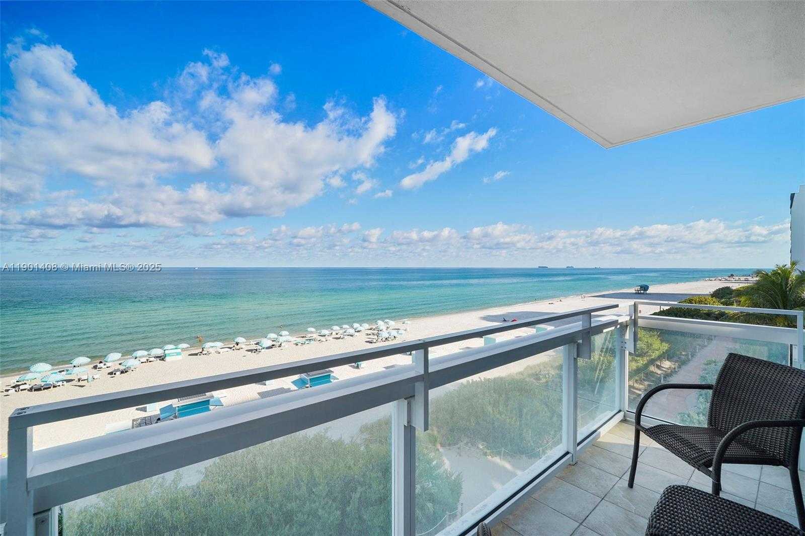 Small Image of 6801 COLLINS AVE #422, Miami Beach Number 21