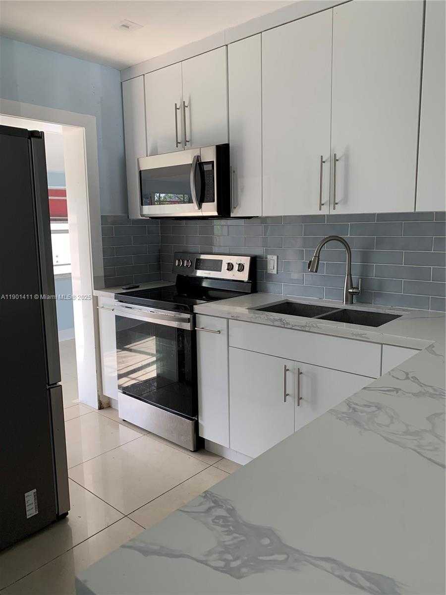 Small Image of 7331 SOUTH WEST 16TH ST, Miami Number 11