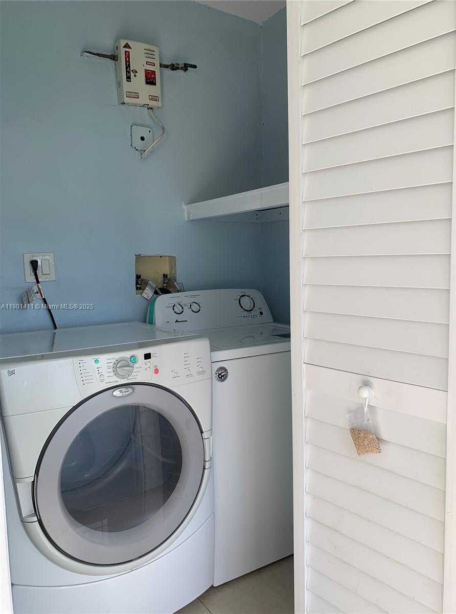 Small Image of 7331 SOUTH WEST 16TH ST, Miami Number 13