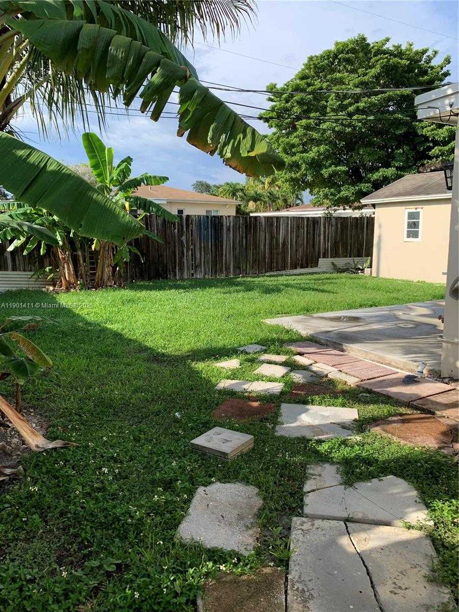 Small Image of 7331 SOUTH WEST 16TH ST, Miami Number 21