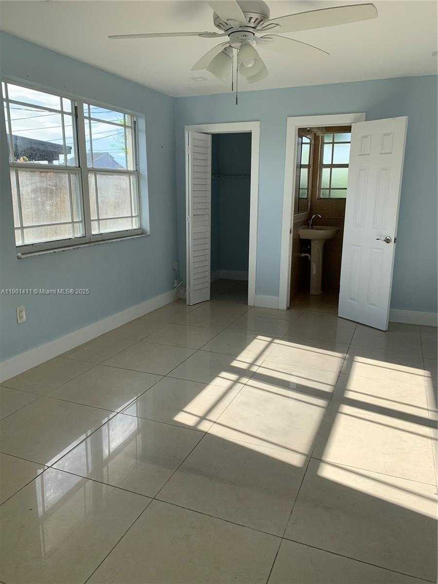 Small Image of 7331 SOUTH WEST 16TH ST, Miami Number 8