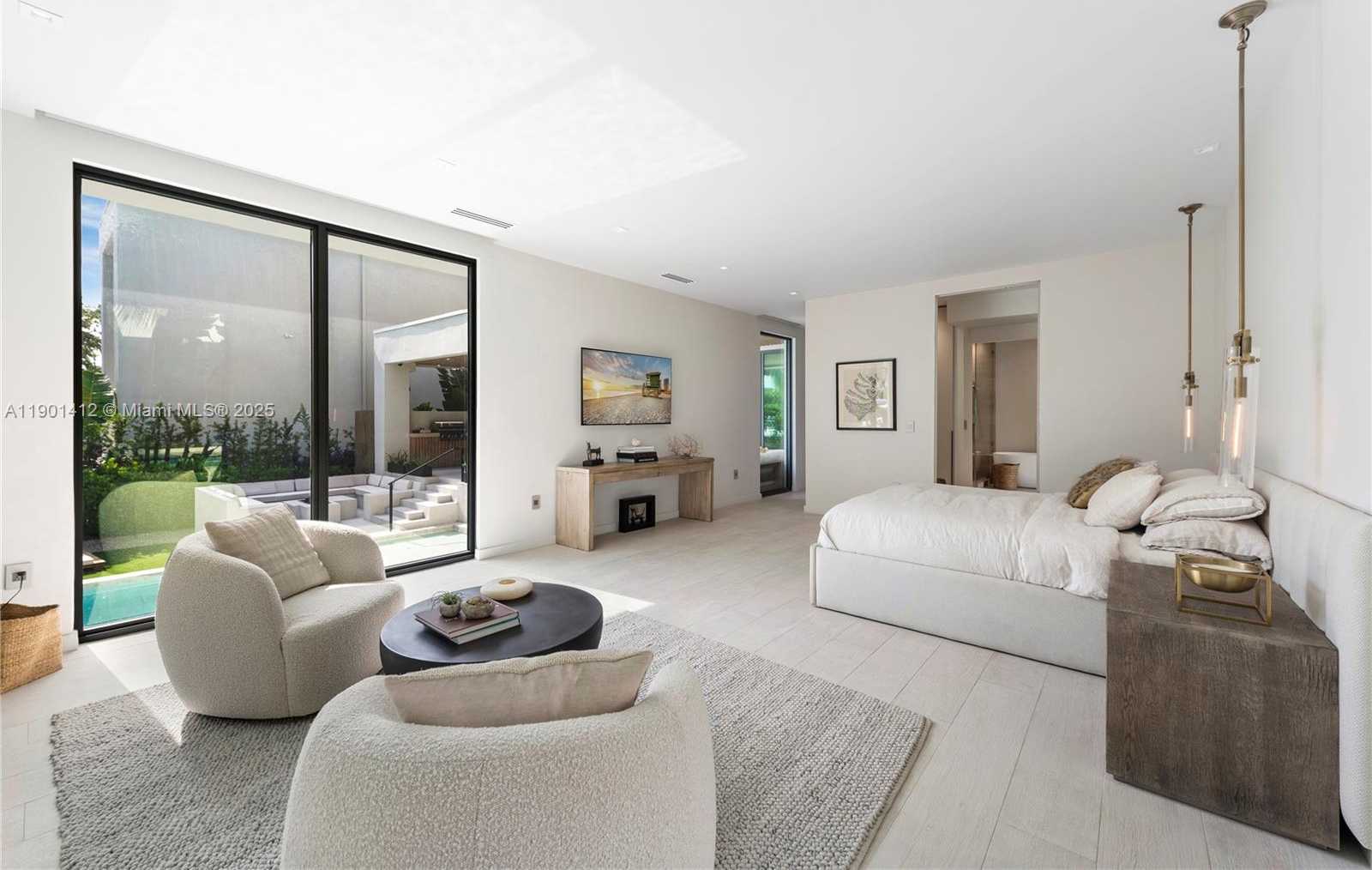 Small Image of 773 NORTH EAST 77TH TER, Miami Number 34