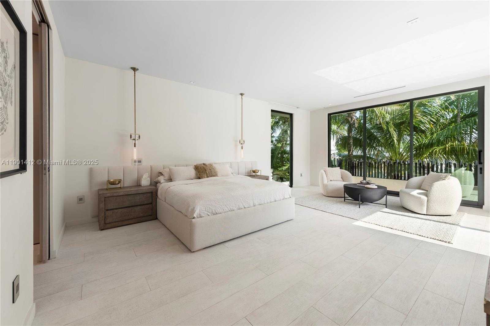 Small Image of 773 NORTH EAST 77TH TER, Miami Number 35