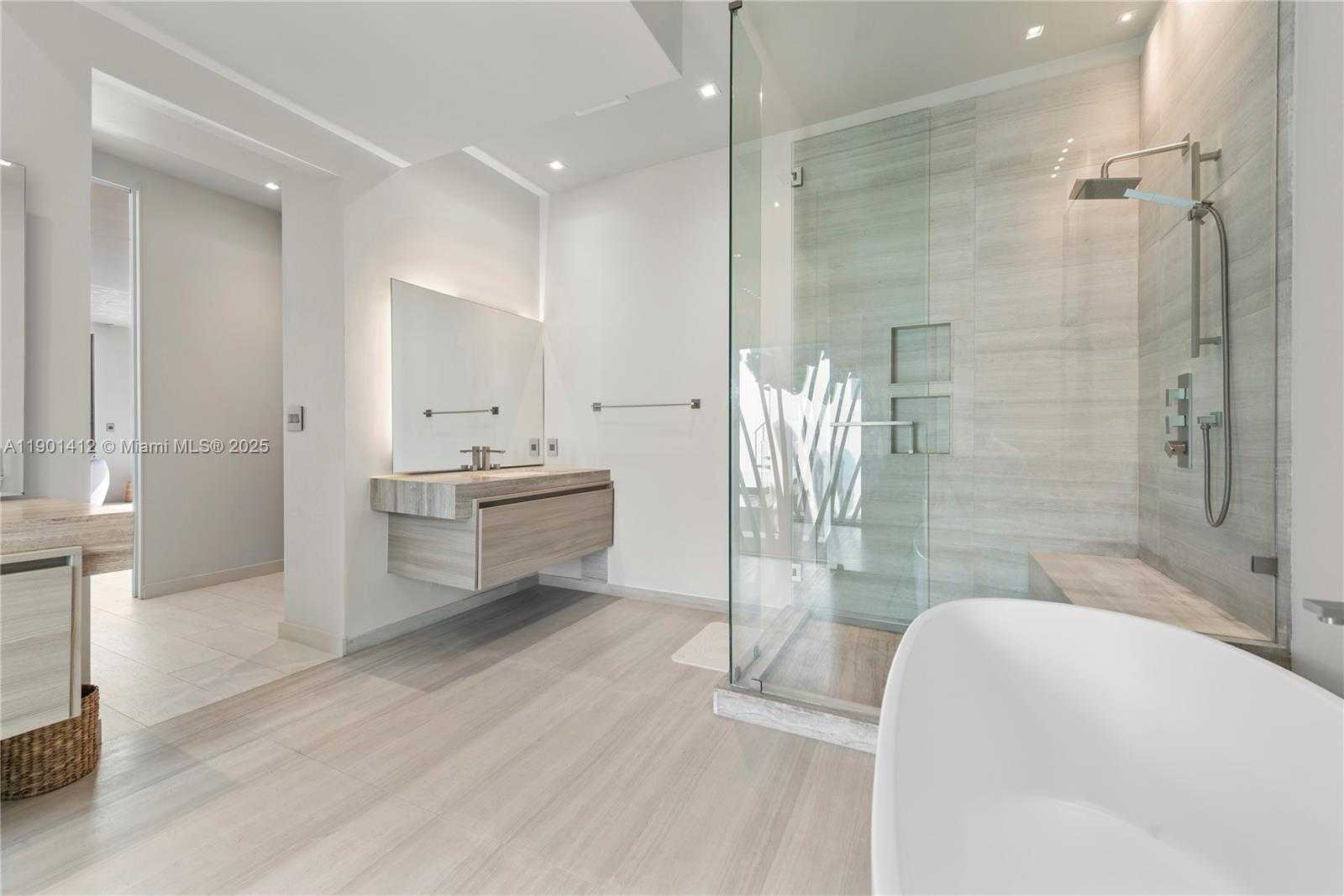 Small Image of 773 NORTH EAST 77TH TER, Miami Number 36