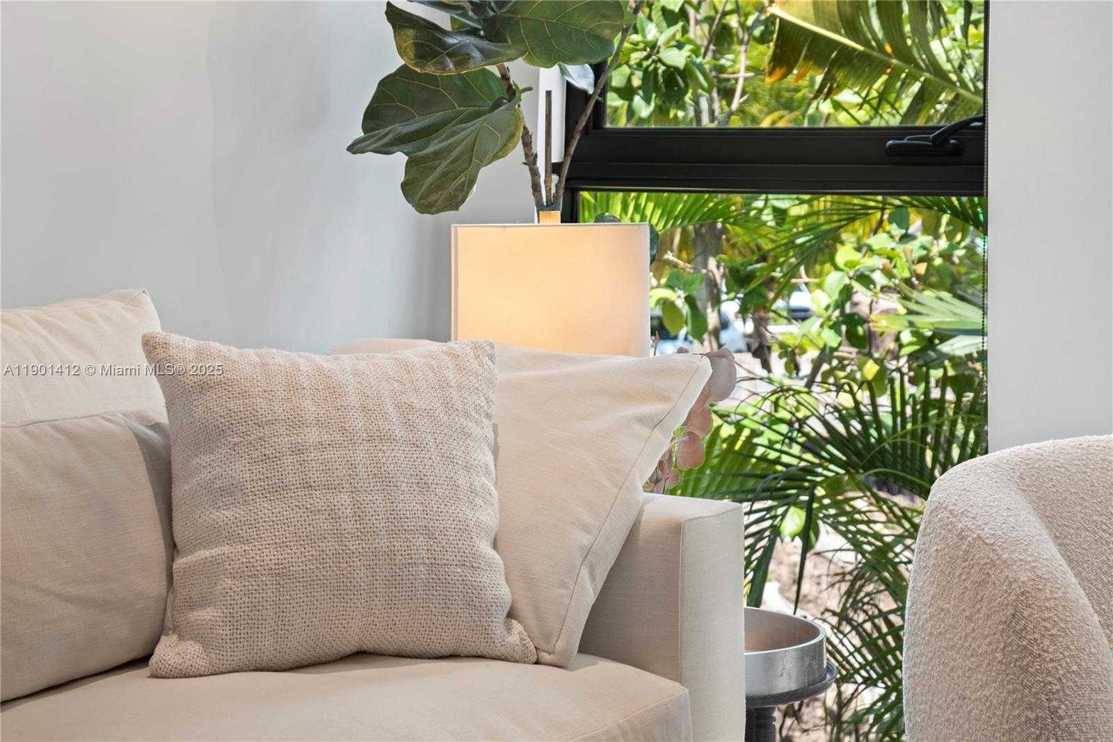 Small Image of 773 NORTH EAST 77TH TER, Miami Number 48