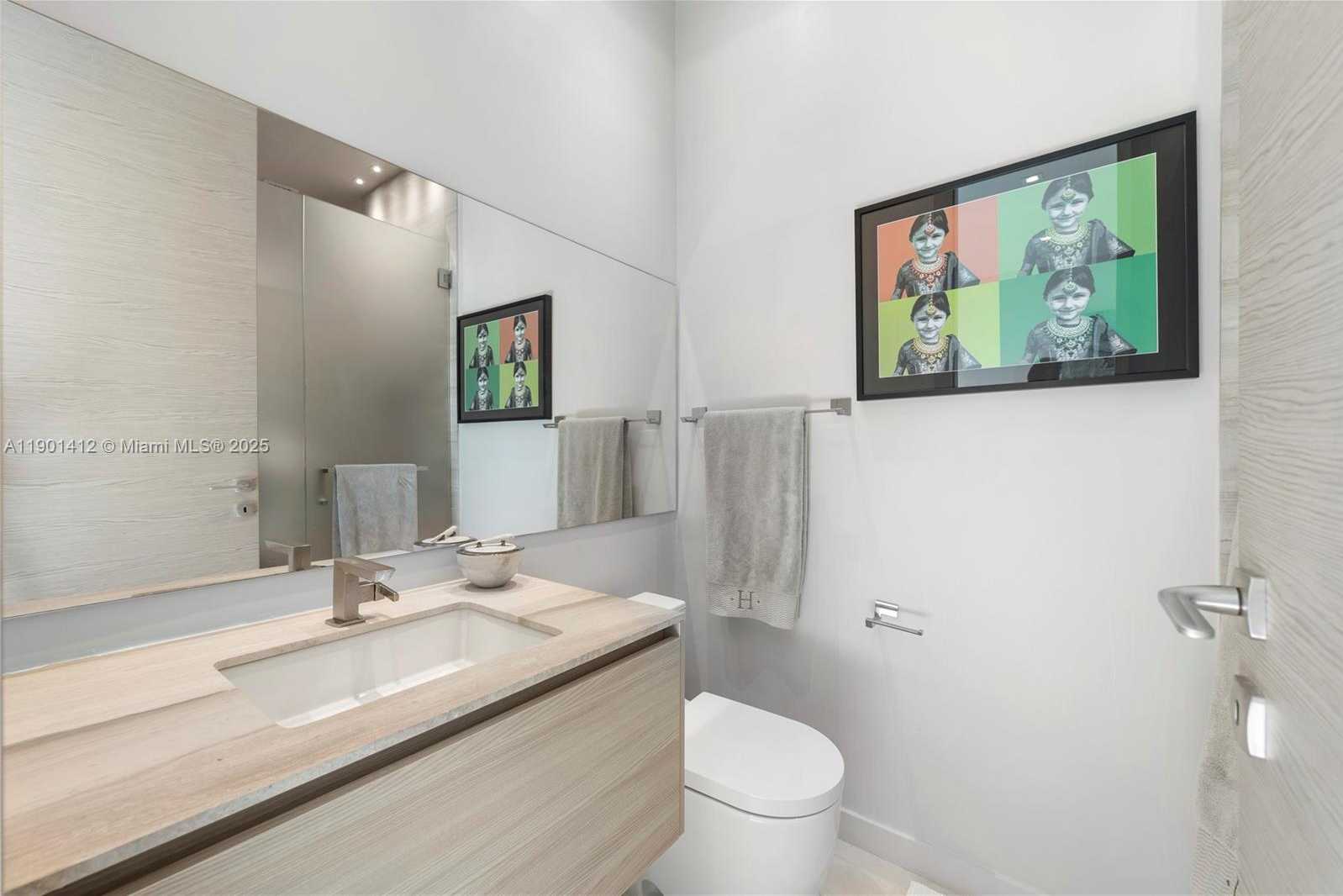 Small Image of 773 NORTH EAST 77TH TER, Miami Number 55