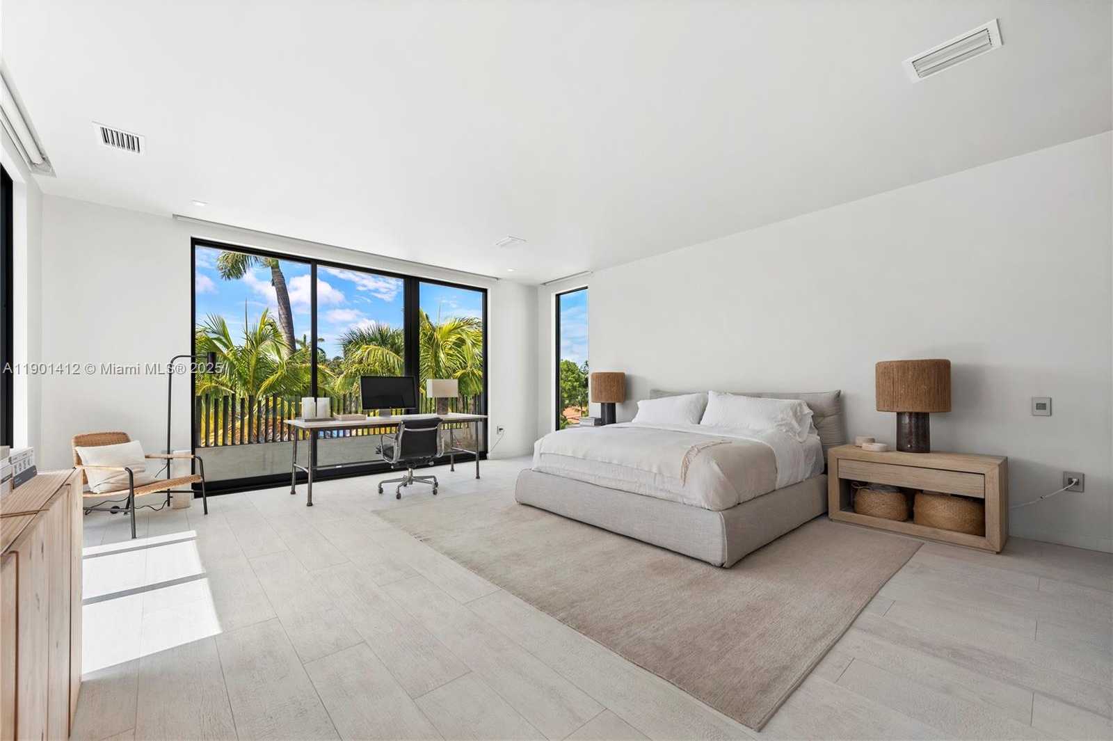 Small Image of 773 NORTH EAST 77TH TER, Miami Number 59