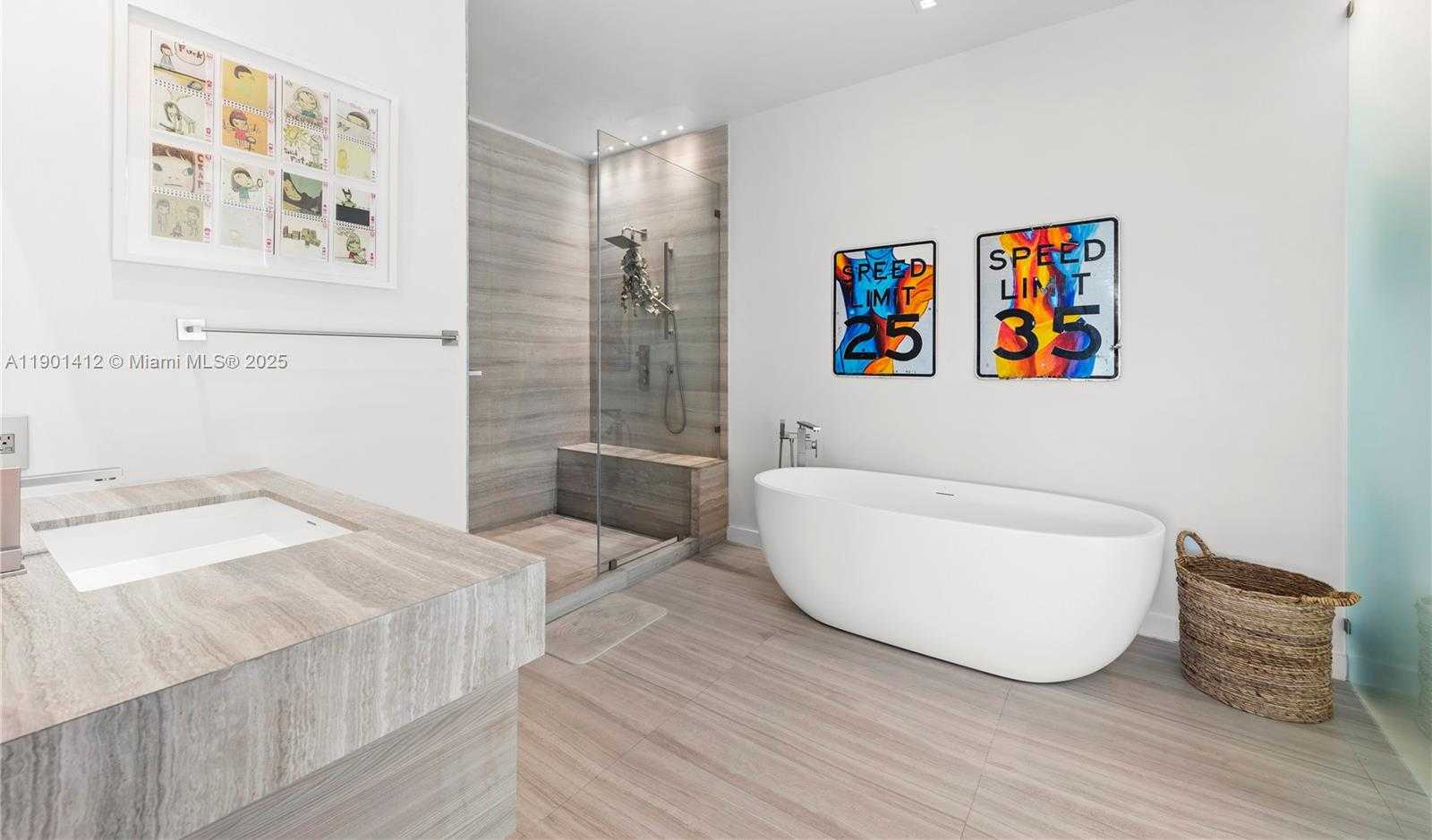 Small Image of 773 NORTH EAST 77TH TER, Miami Number 67