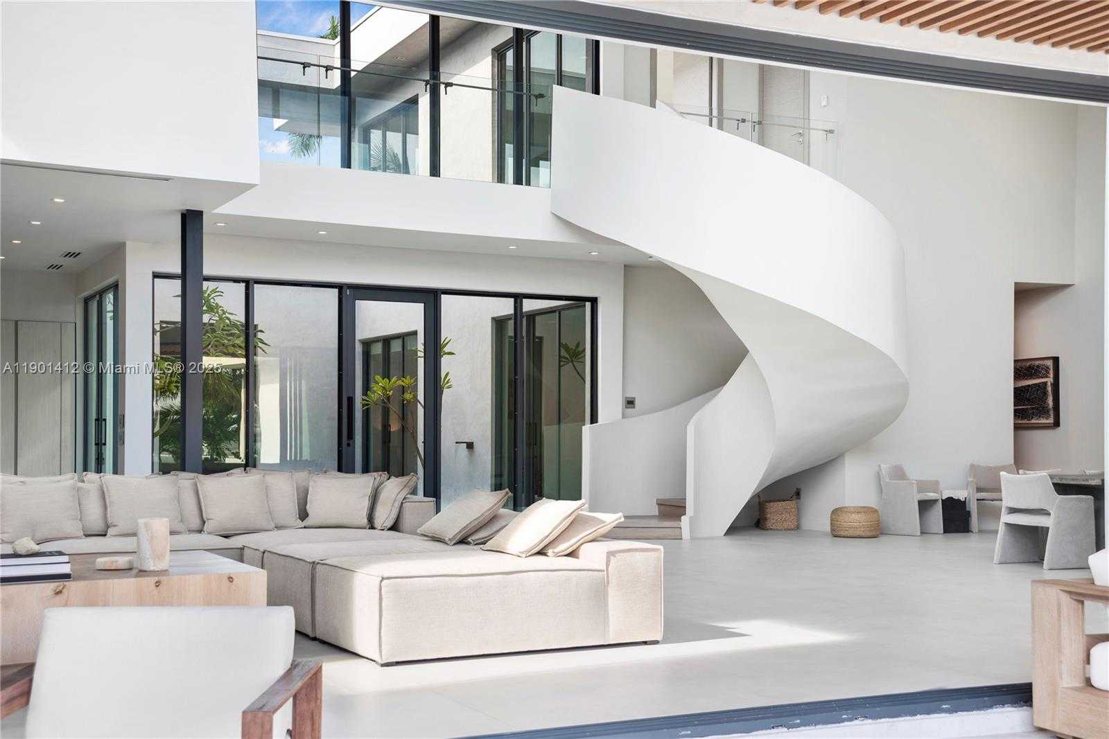 Small Image of 773 NORTH EAST 77TH TER, Miami Number 8