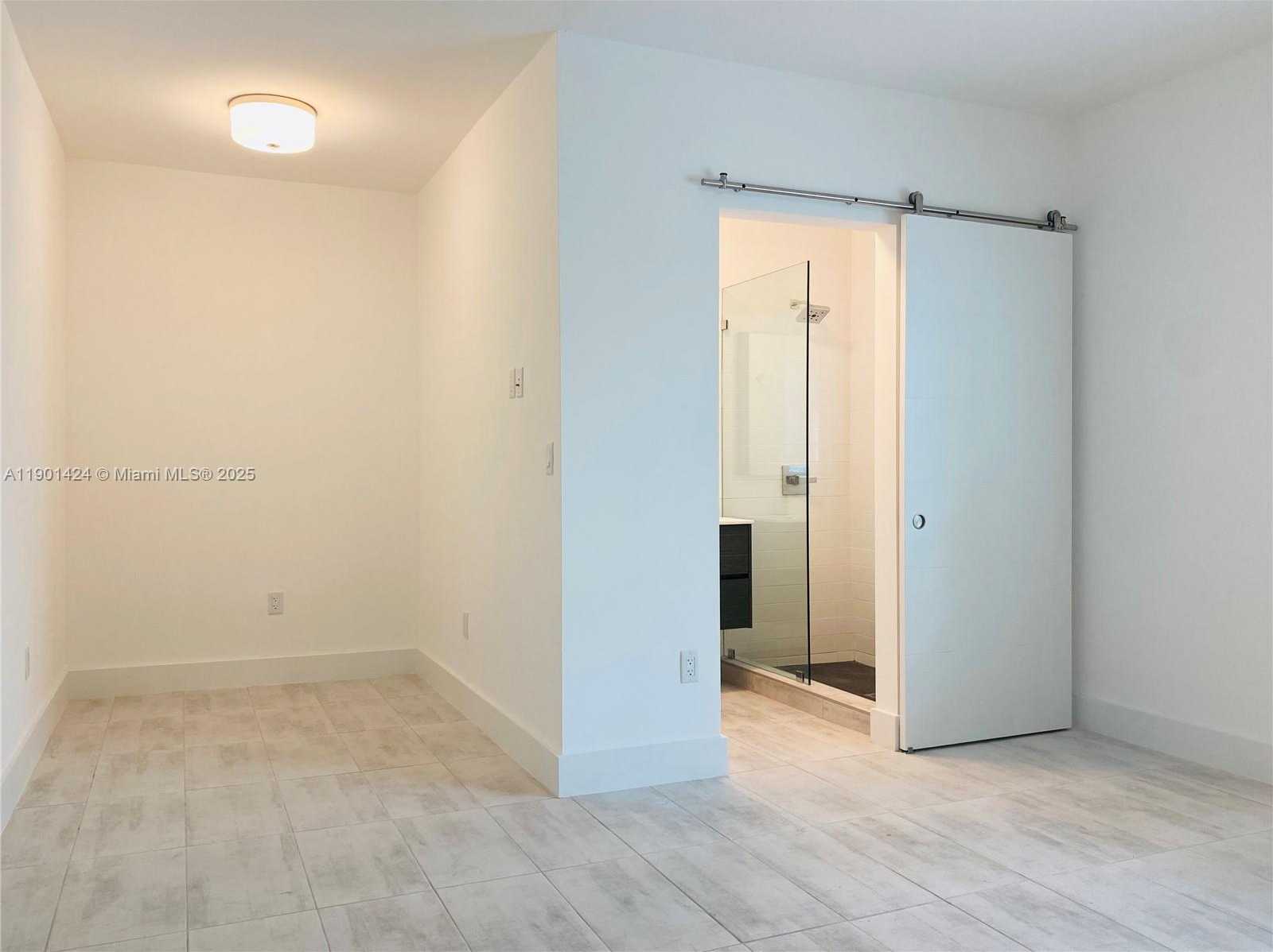 Small Image of 1201 PENNSYLVANIA AVE #208, Miami Beach Number 5