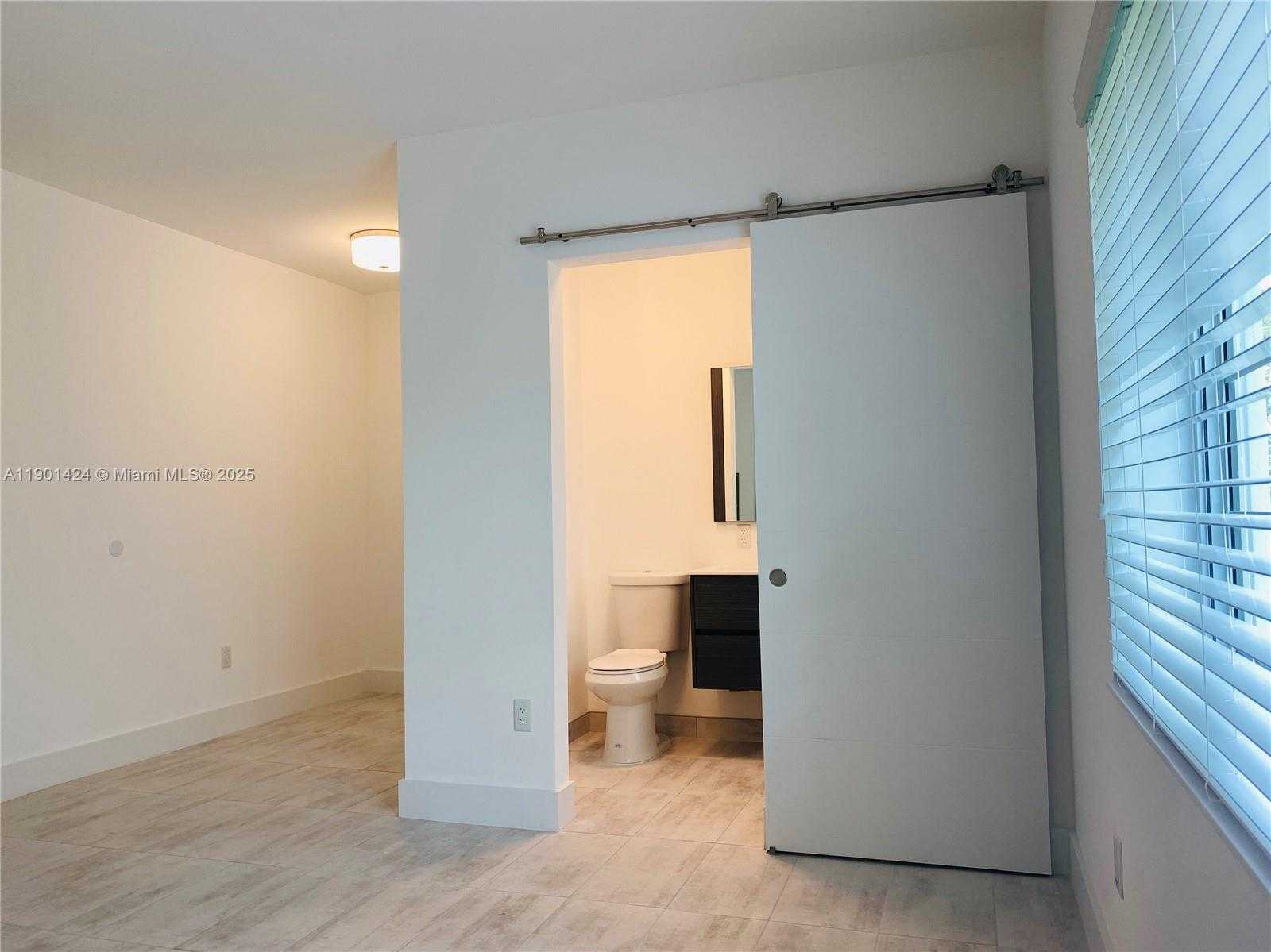 Small Image of 1201 PENNSYLVANIA AVE #208, Miami Beach Number 7