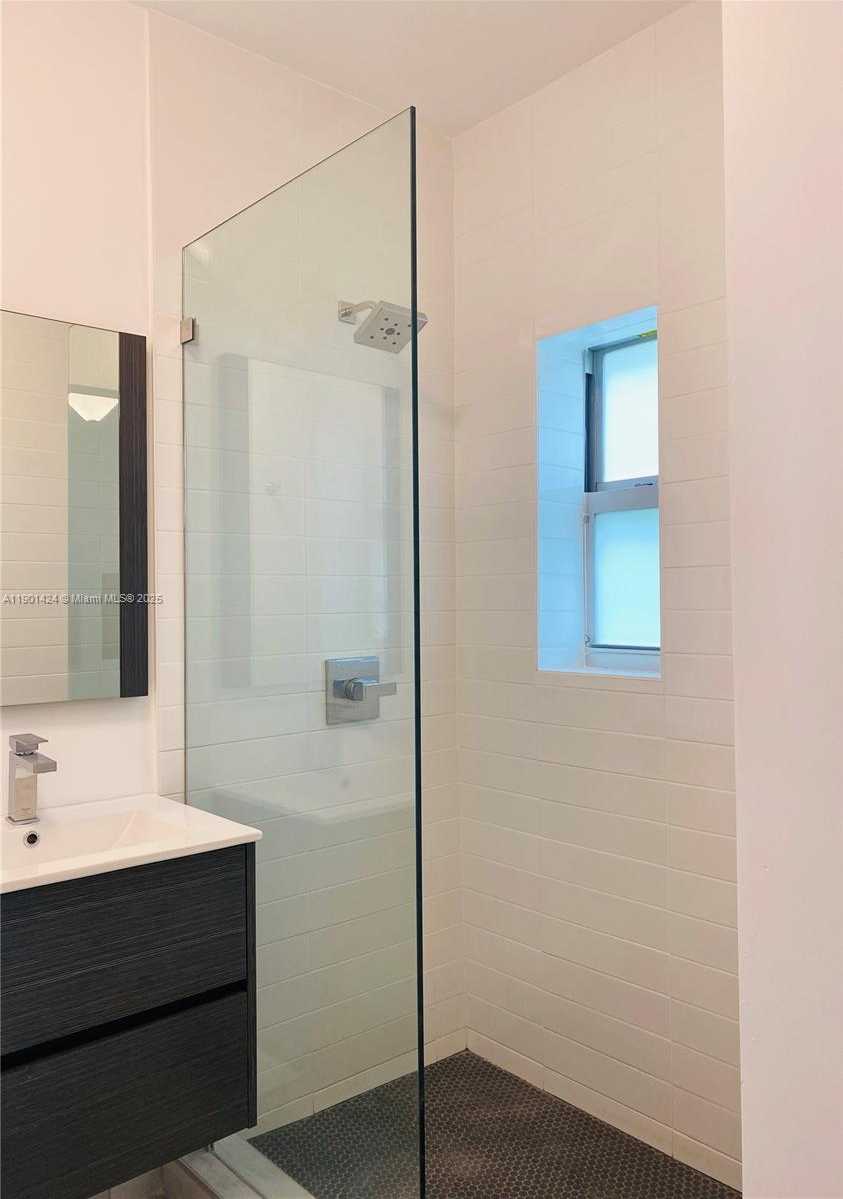 Small Image of 1201 PENNSYLVANIA AVE #208, Miami Beach Number 8