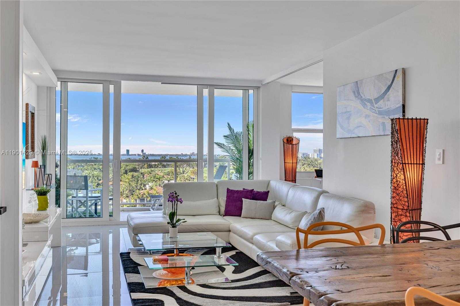 Small Image of 5600 COLLINS AVE #10H, Miami Beach Number 13