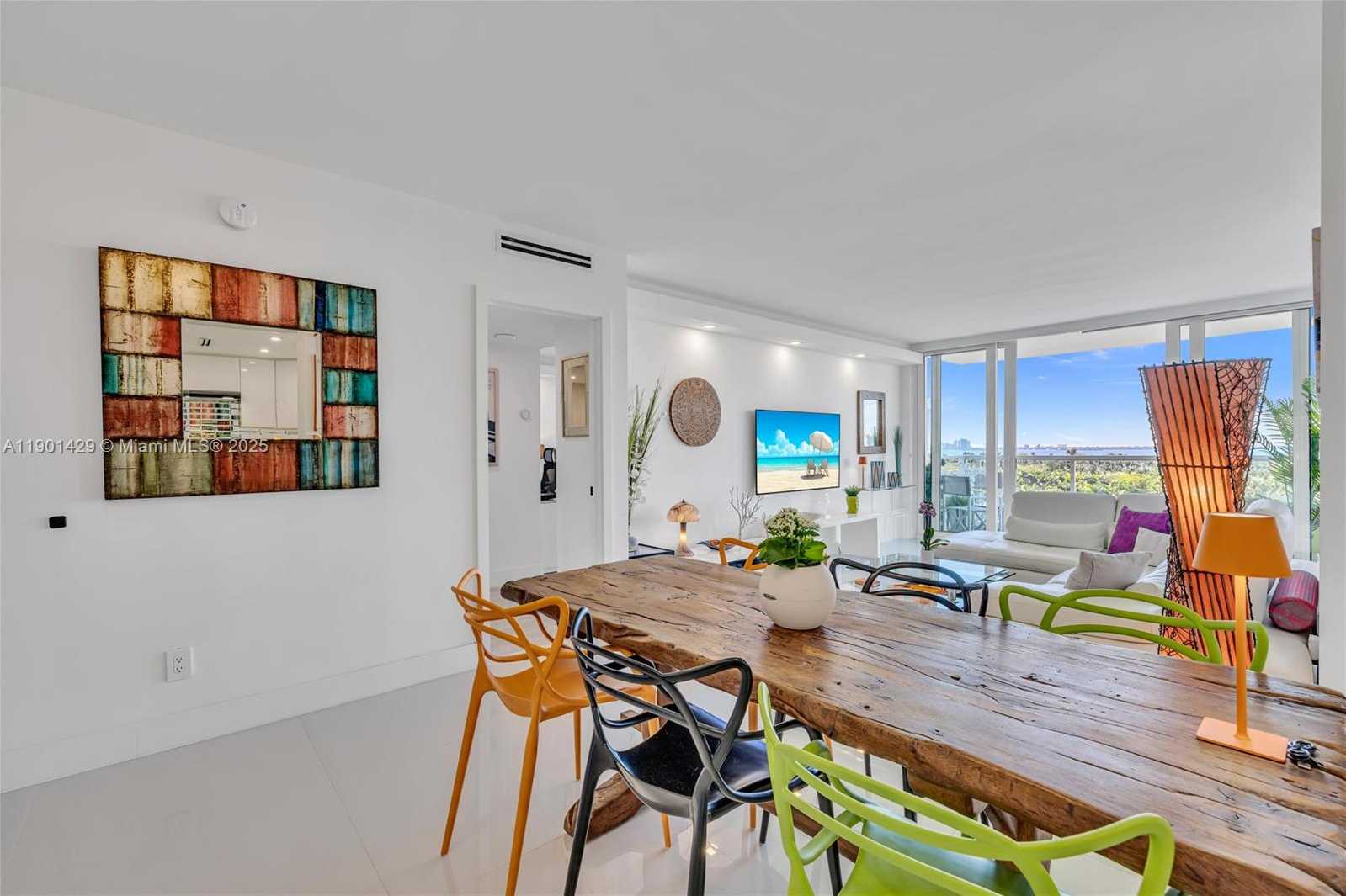 Small Image of 5600 COLLINS AVE #10H, Miami Beach Number 14