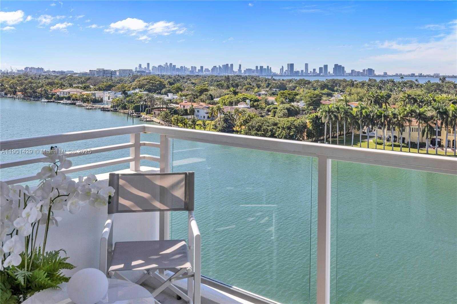 Small Image of 5600 COLLINS AVE #10H, Miami Beach Number 27