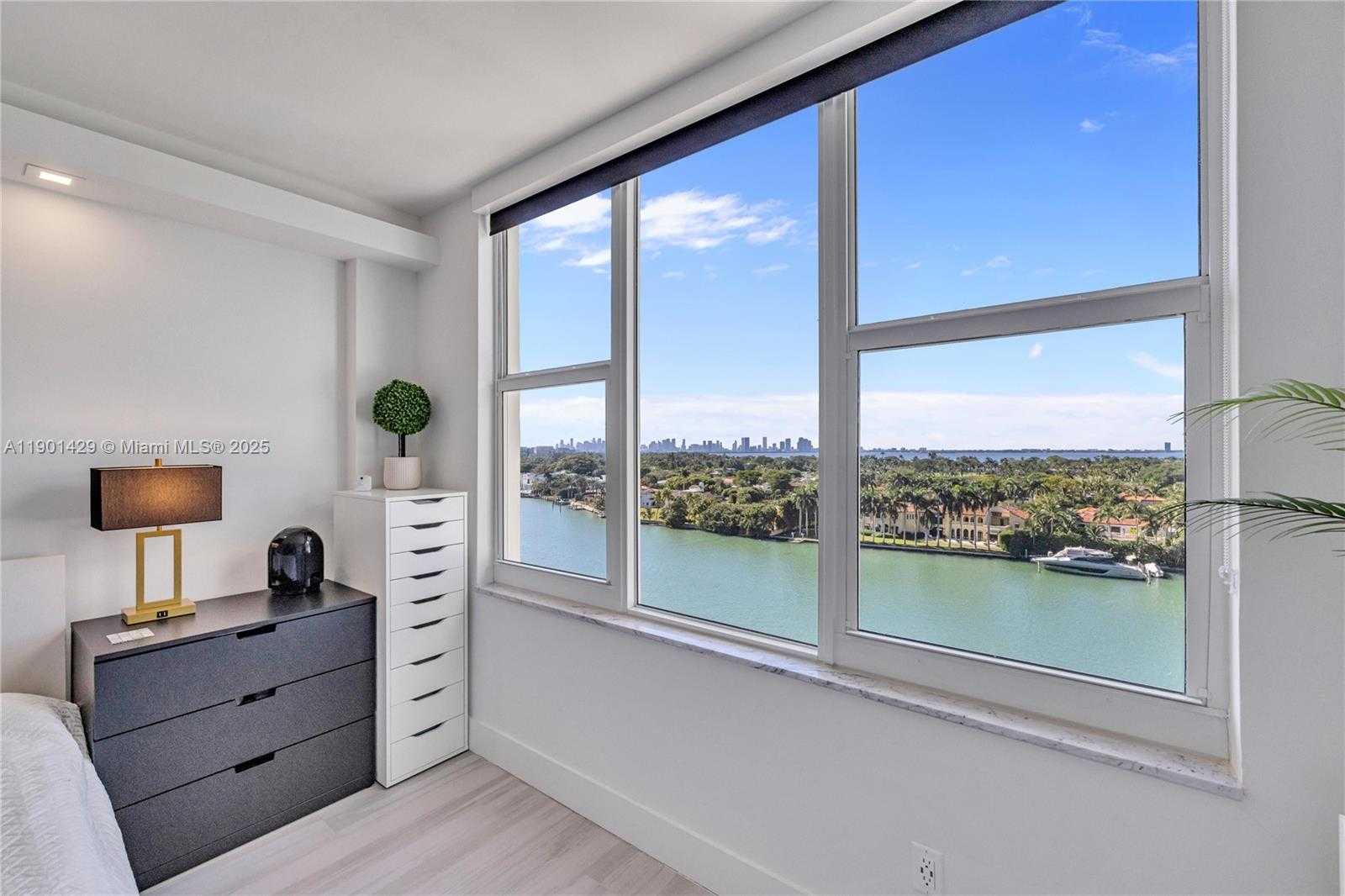 Small Image of 5600 COLLINS AVE #10H, Miami Beach Number 36