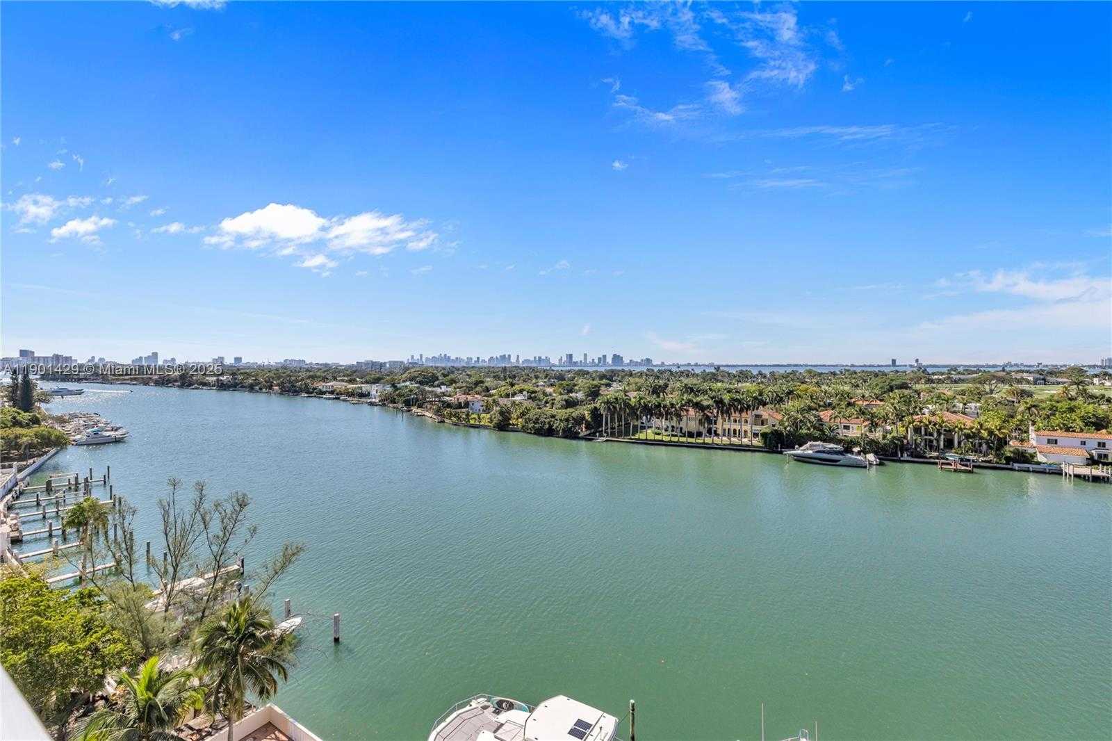 Small Image of 5600 COLLINS AVE #10H, Miami Beach Number 56
