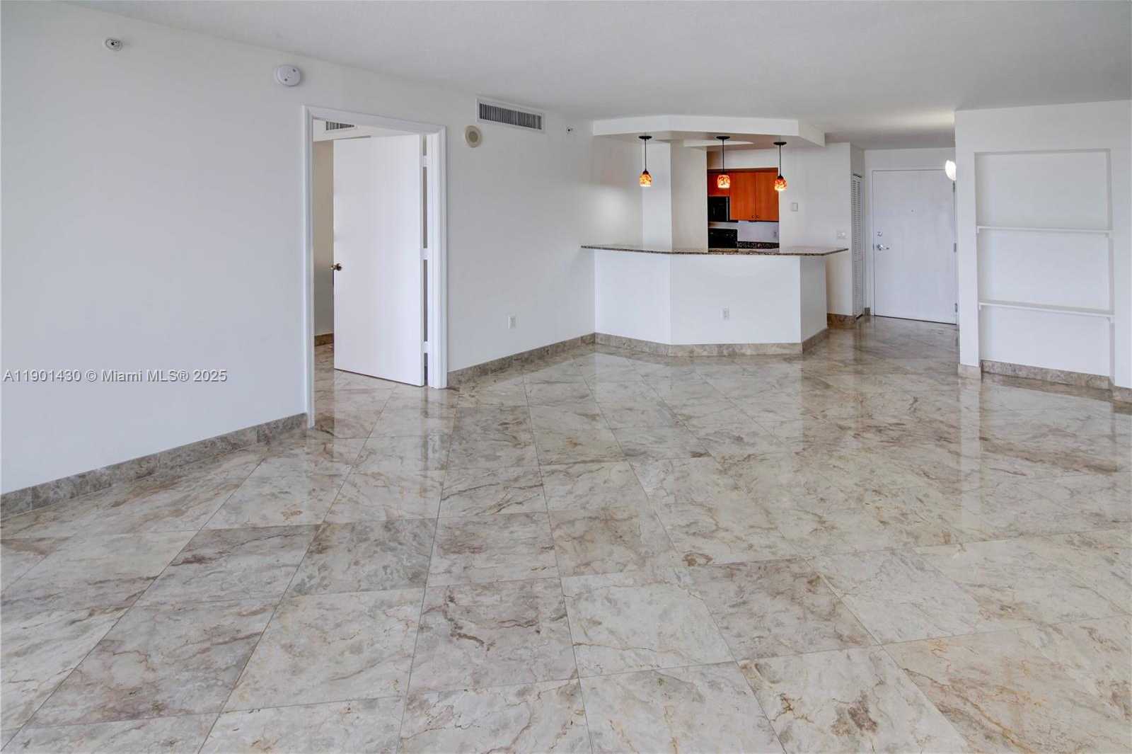 Small Image of 6917 COLLINS AVE #1622, Miami Beach Number 5