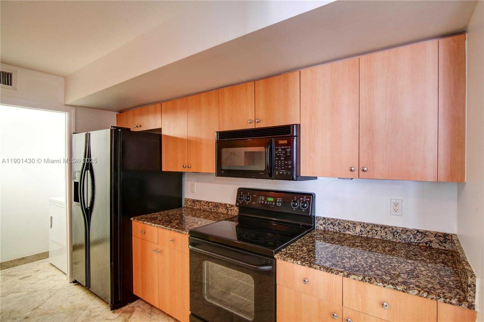 Small Image of 6917 COLLINS AVE #1622, Miami Beach Number 9