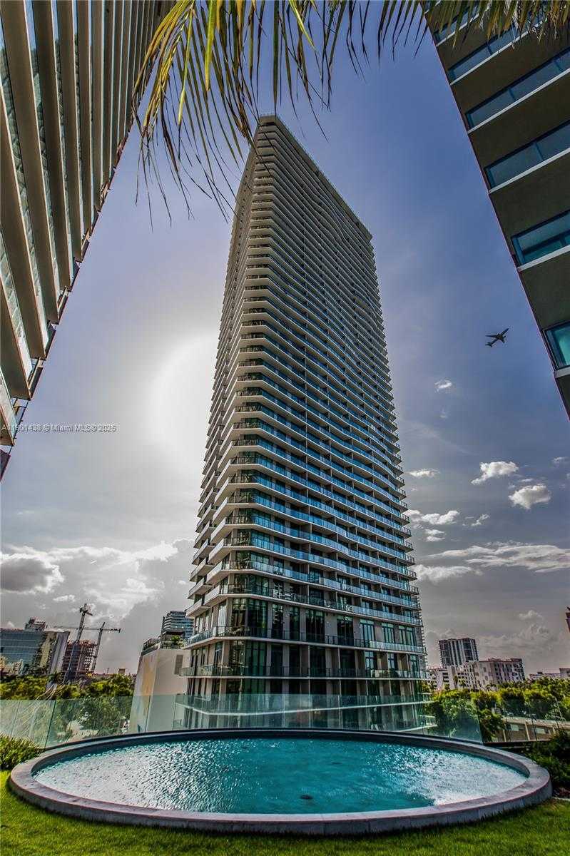 Small Image of 650 NORTH EAST 32ND ST #2205, Miami Number 17