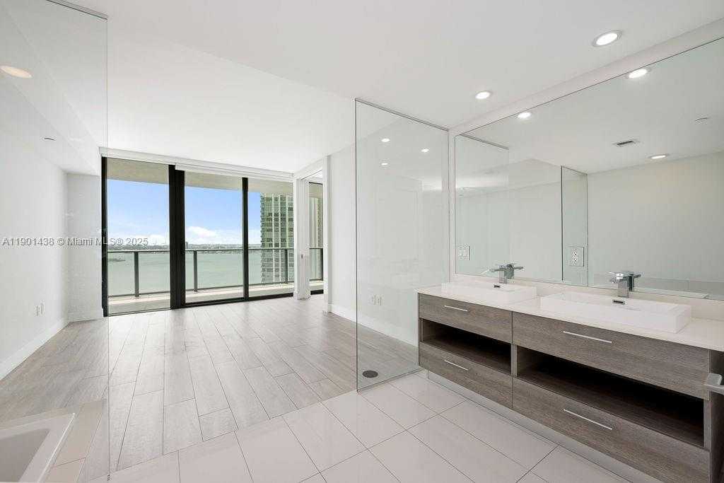 Small Image of 650 NORTH EAST 32ND ST #2205, Miami Number 44
