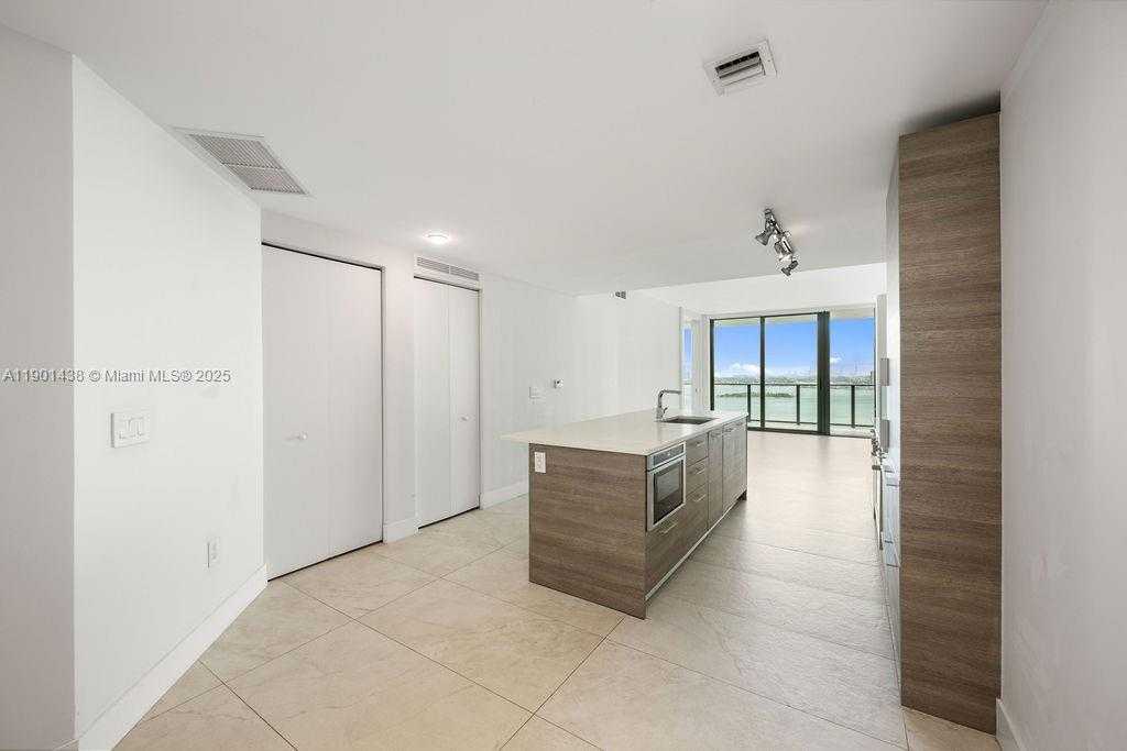 Small Image of 650 NORTH EAST 32ND ST #2205, Miami Number 49