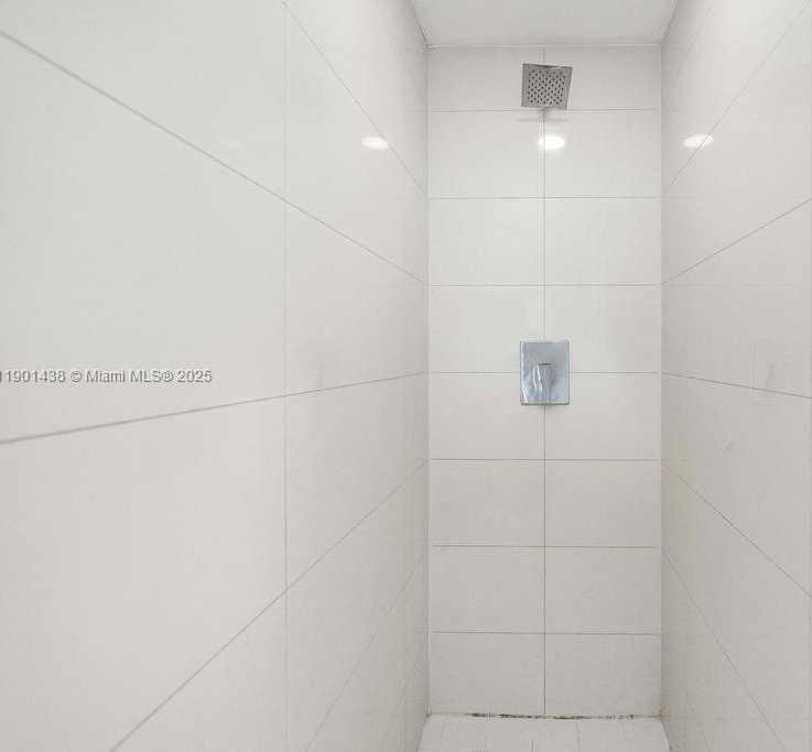 Small Image of 650 NORTH EAST 32ND ST #2205, Miami Number 57