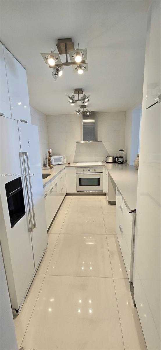 Small Image of 19390 COLLINS AVE #1223, Sunny Isles Beach Number 11