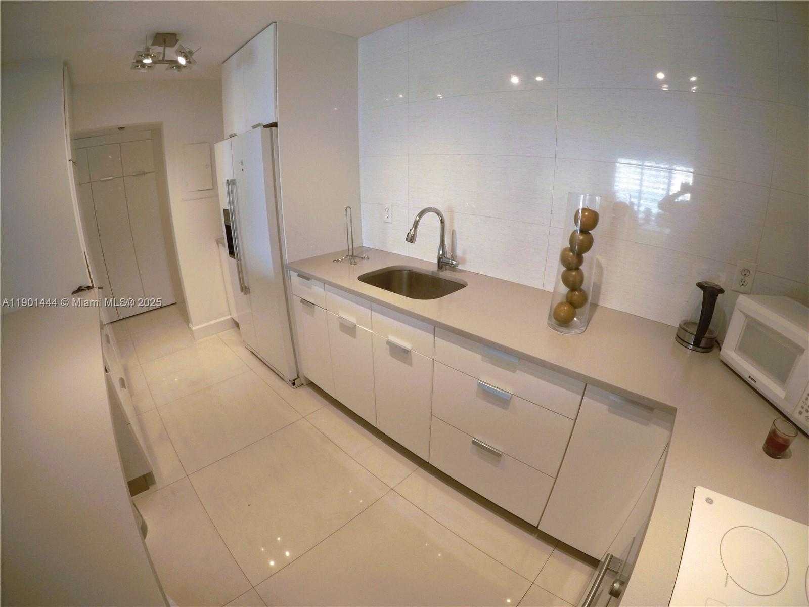 Small Image of 19390 COLLINS AVE #1223, Sunny Isles Beach Number 13