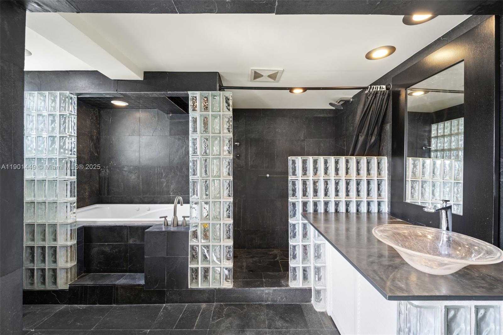 Small Image of 1545 EUCLID AVE #6K, Miami Beach Number 10