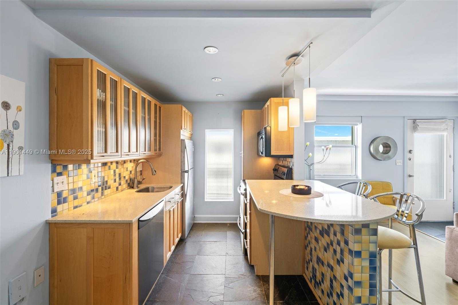 Small Image of 1545 EUCLID AVE #6K, Miami Beach Number 3
