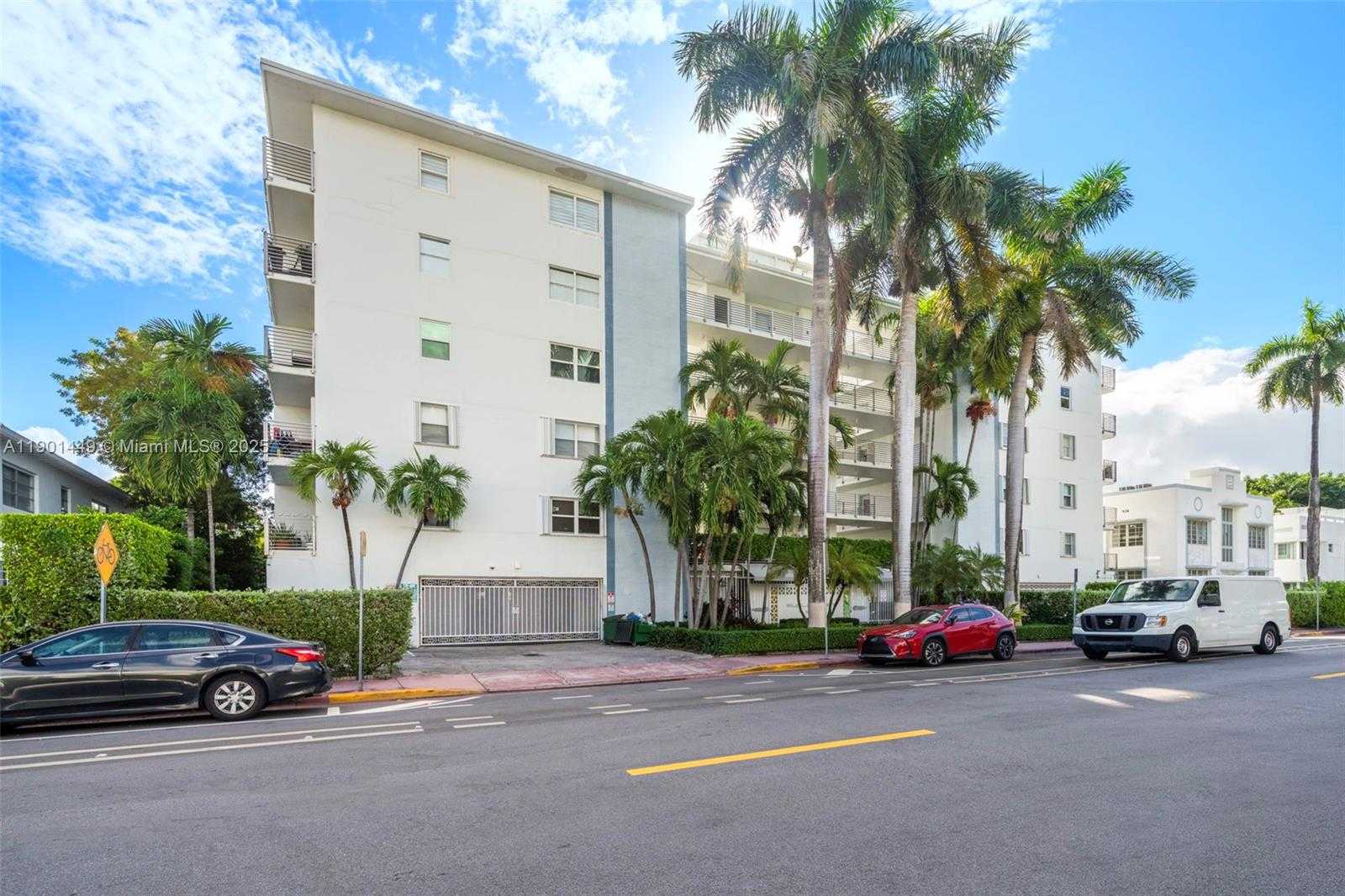 Small Image of 1545 EUCLID AVE #6K, Miami Beach Number 5