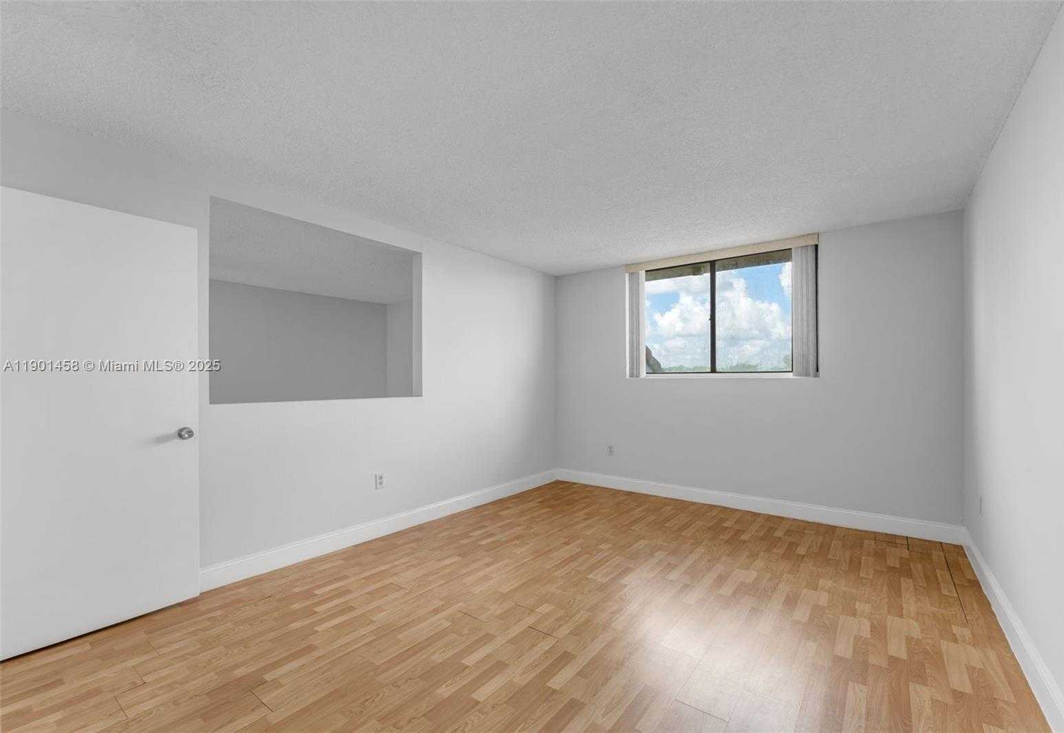 Small Image of 8335 SOUTH WEST 152ND AVE #B409, Miami Number 9