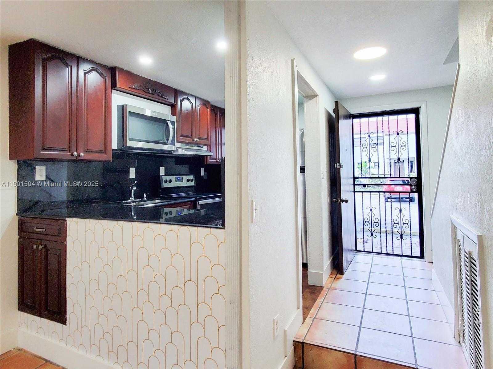 Small Image of 1901 NORTH WEST S RIVER DR #61F, Miami Number 13