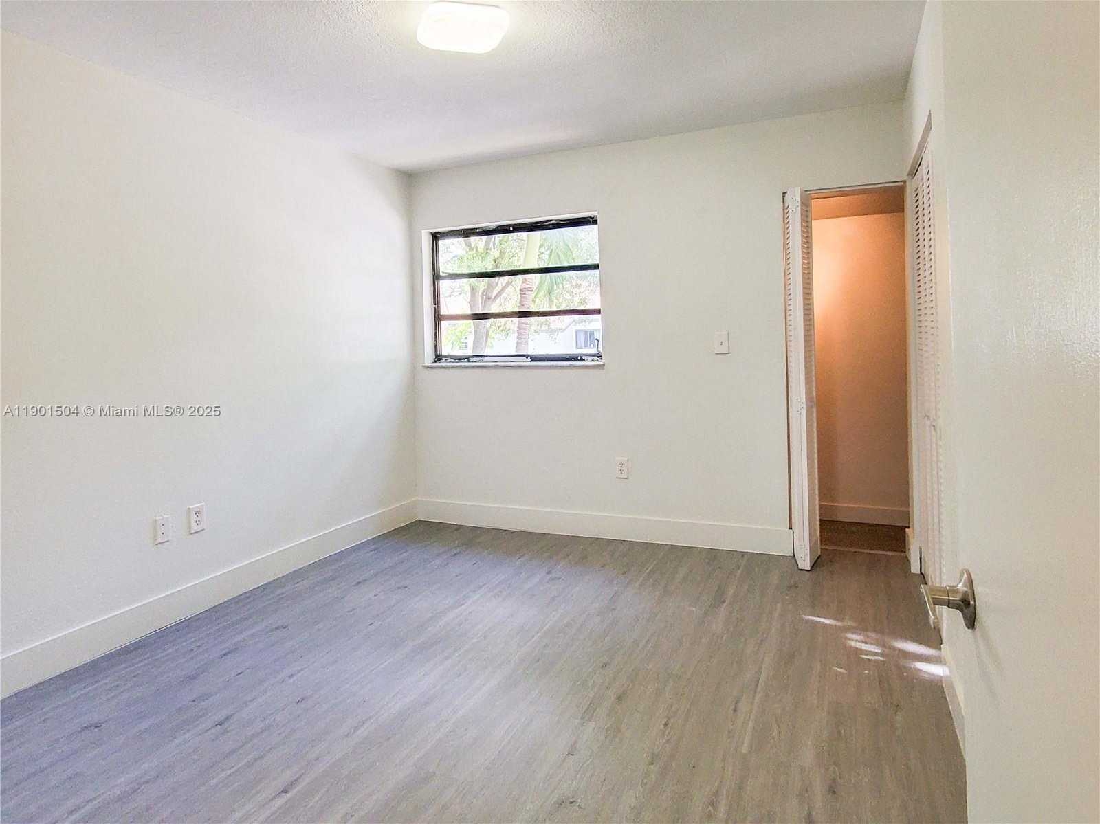 Small Image of 1901 NORTH WEST S RIVER DR #61F, Miami Number 19