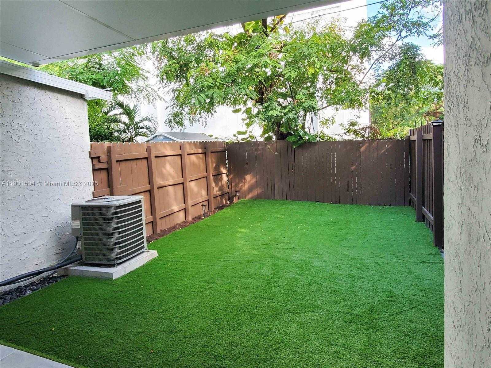 Small Image of 1901 NORTH WEST S RIVER DR #61F, Miami Number 27