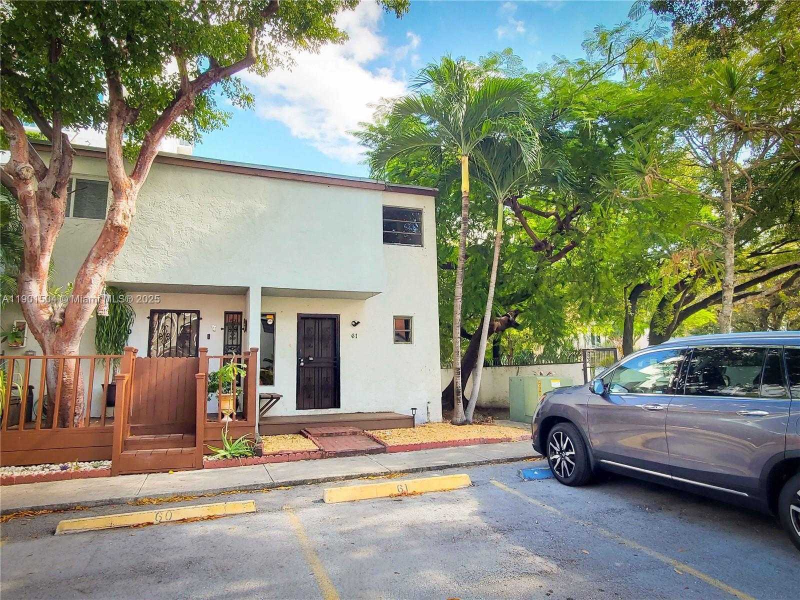 Small Image of 1901 NORTH WEST S RIVER DR #61F, Miami Number 33