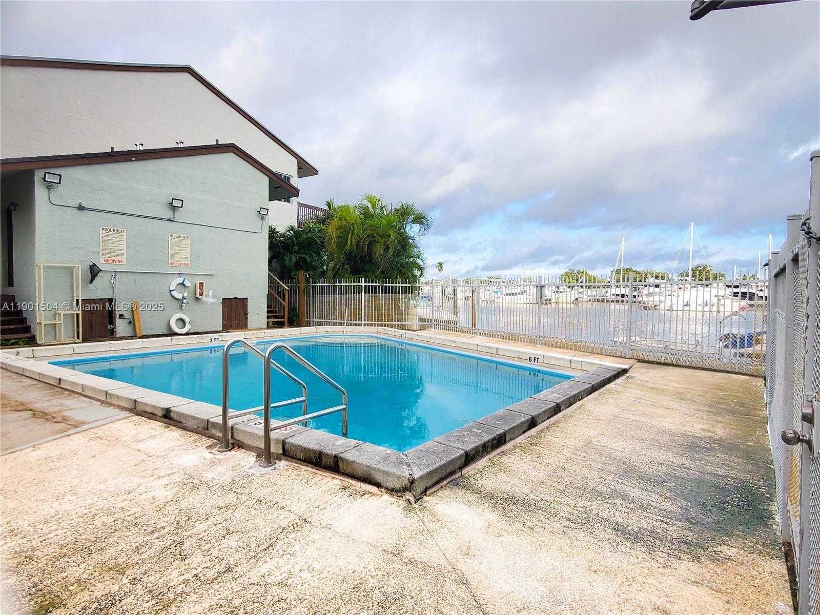 Small Image of 1901 NORTH WEST S RIVER DR #61F, Miami Number 37