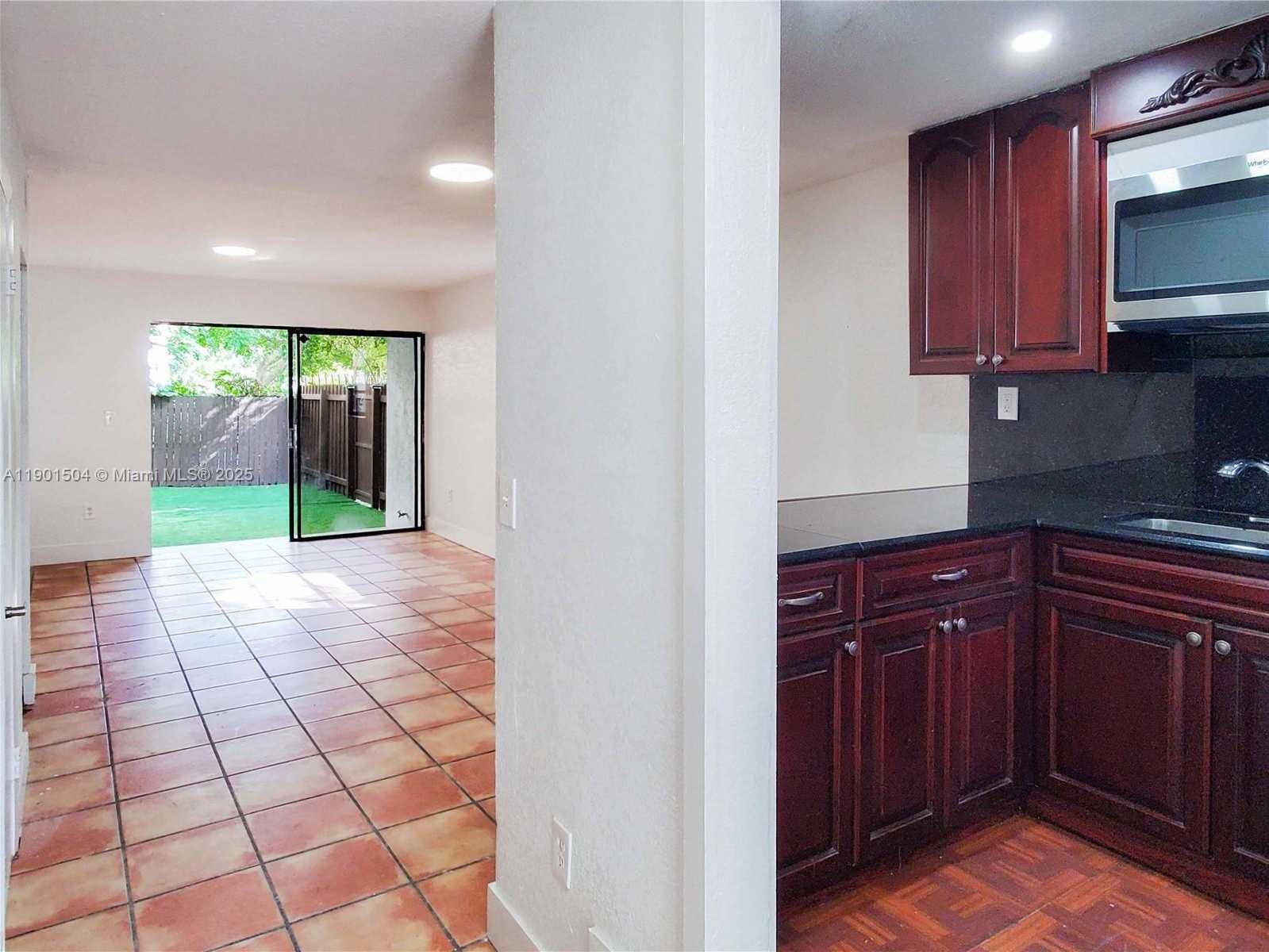 Small Image of 1901 NORTH WEST S RIVER DR #61F, Miami Number 8