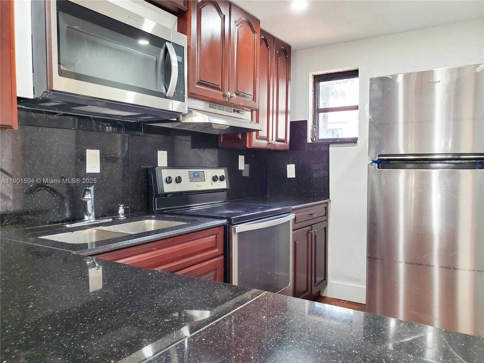 Small Image of 1901 NORTH WEST S RIVER DR #61F, Miami Number 9