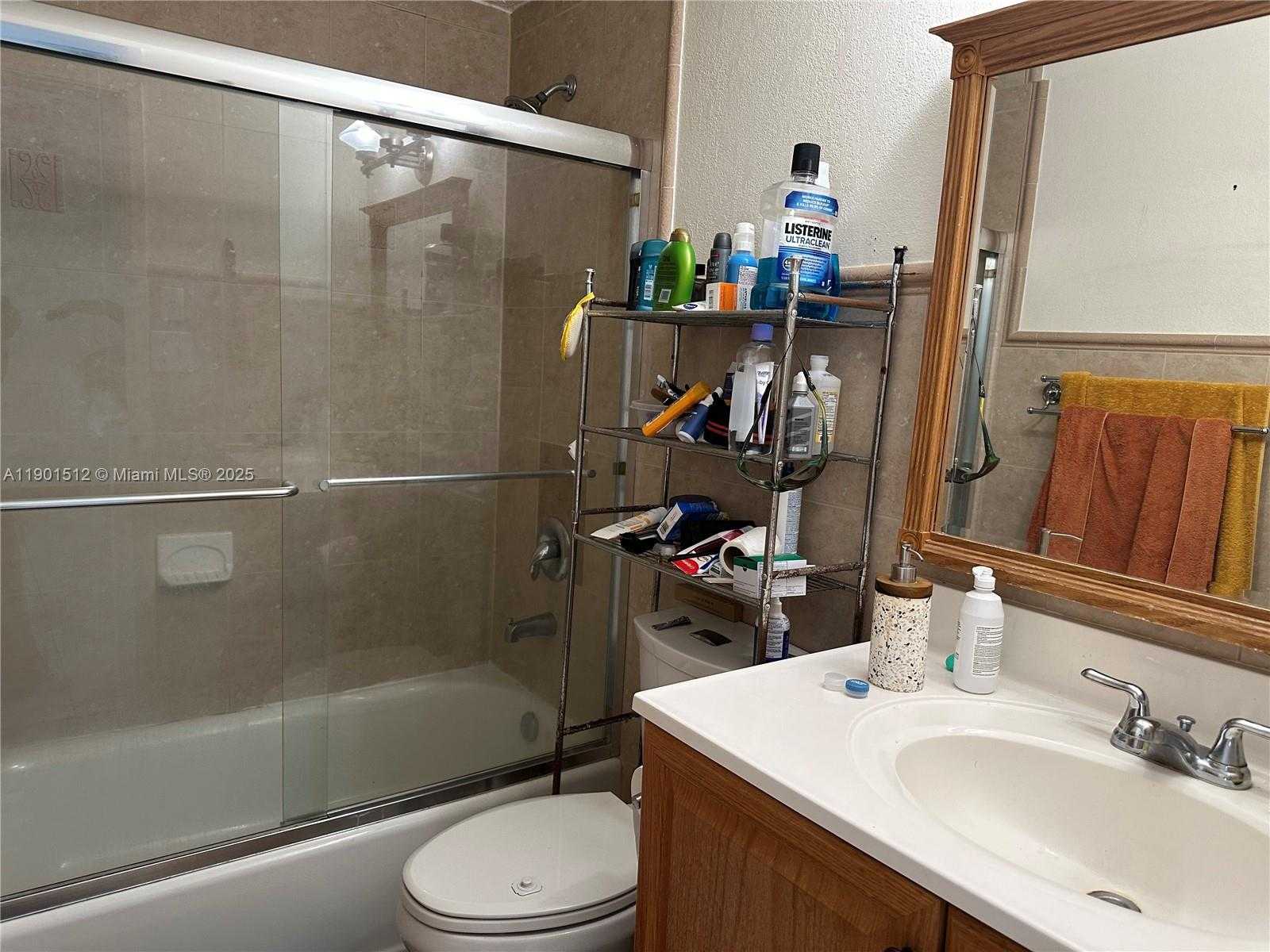 Small Image of 400 KINGS POINT DR #726, Sunny Isles Beach Number 15