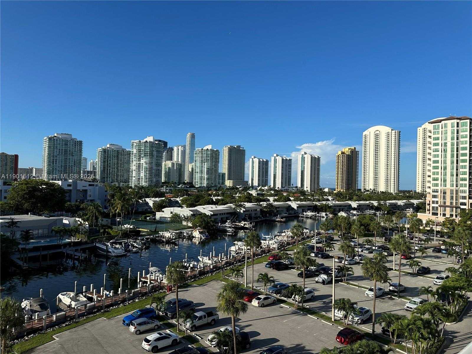 Small Image of 400 KINGS POINT DR #726, Sunny Isles Beach Number 19