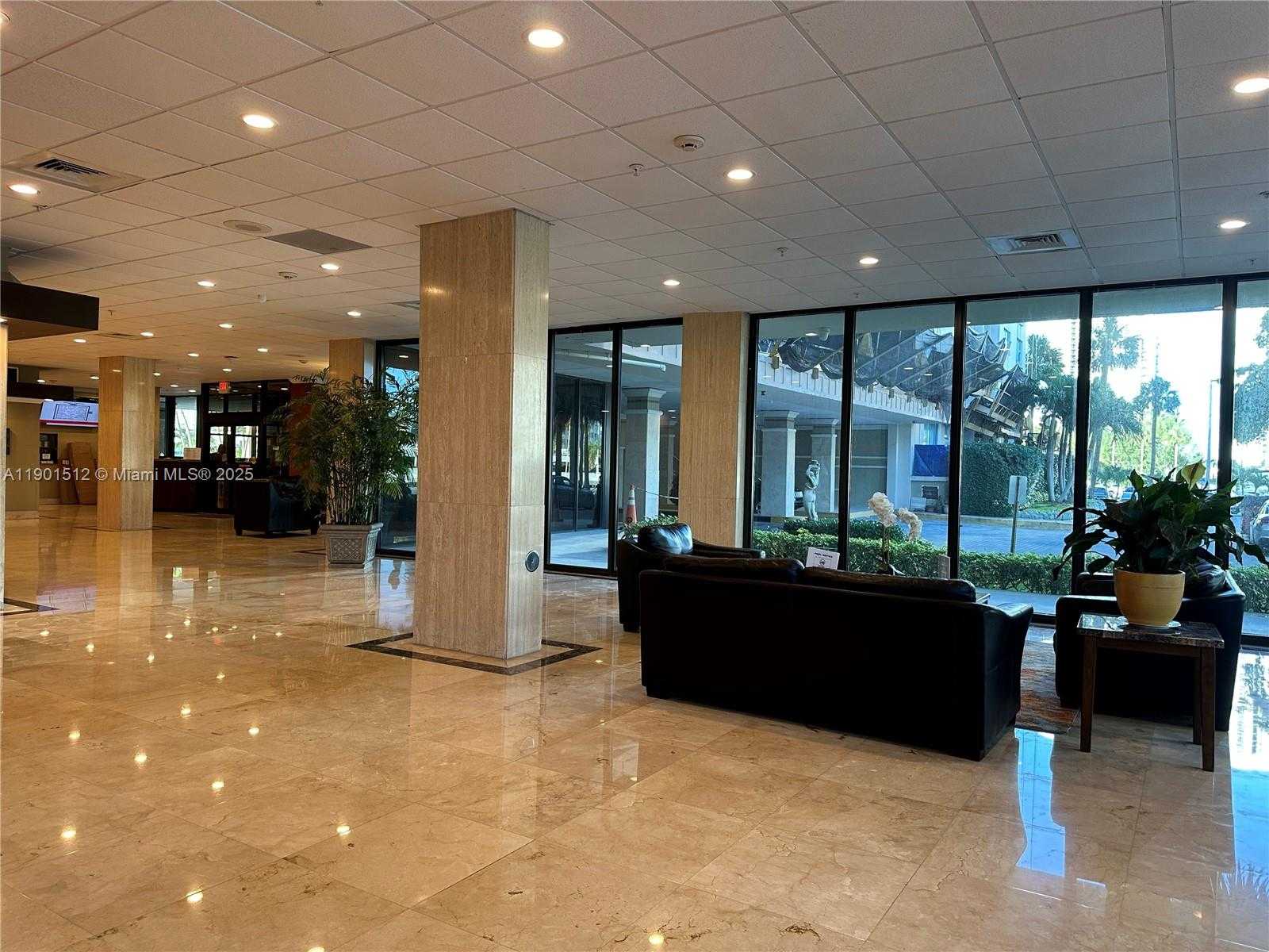 Small Image of 400 KINGS POINT DR #726, Sunny Isles Beach Number 23