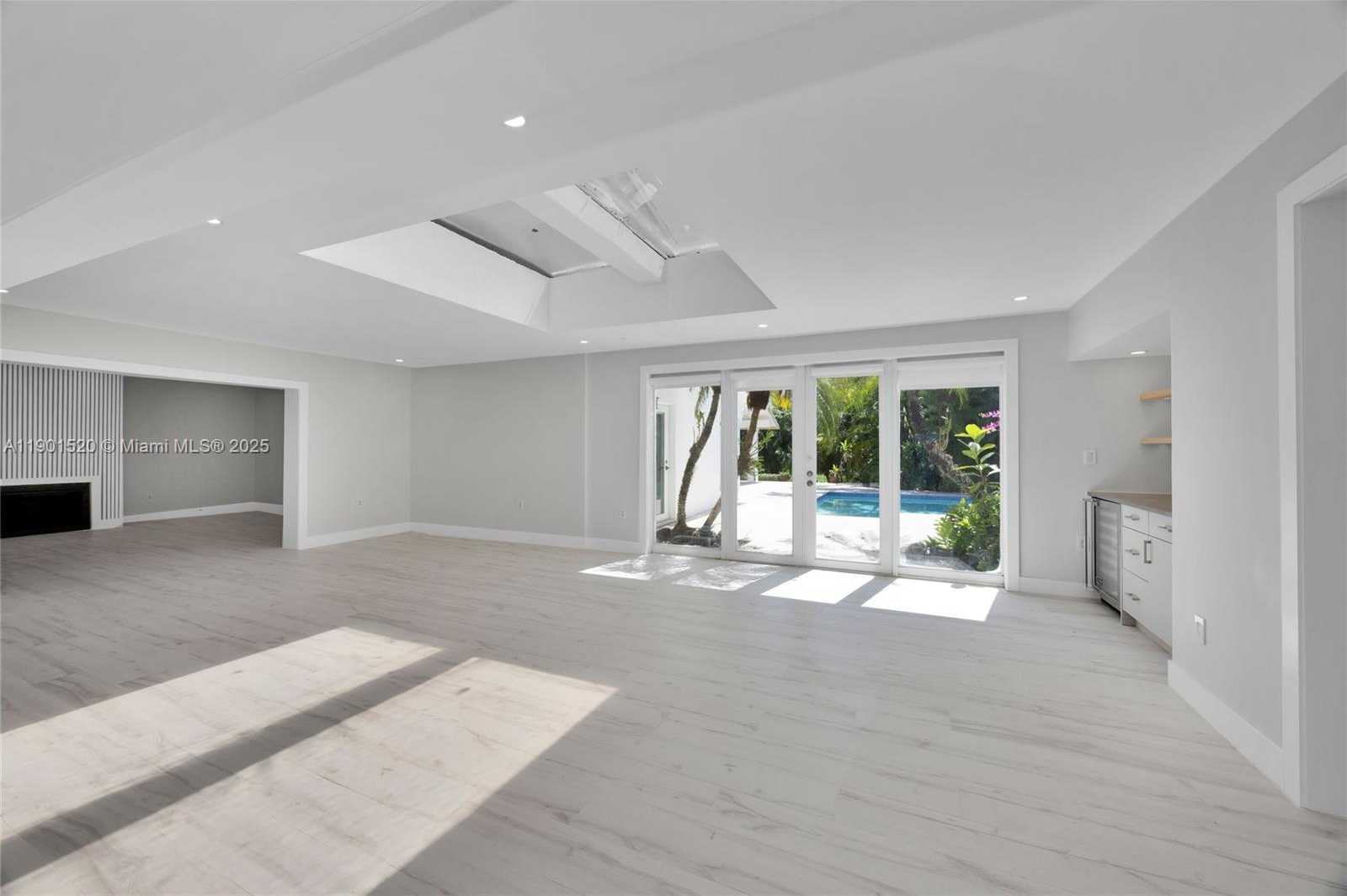 Small Image of 8303 OLD CUTLER RD, Coral Gables Number 18