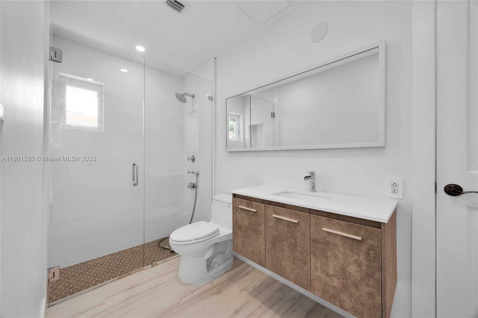 Small Image of 8303 OLD CUTLER RD, Coral Gables Number 33