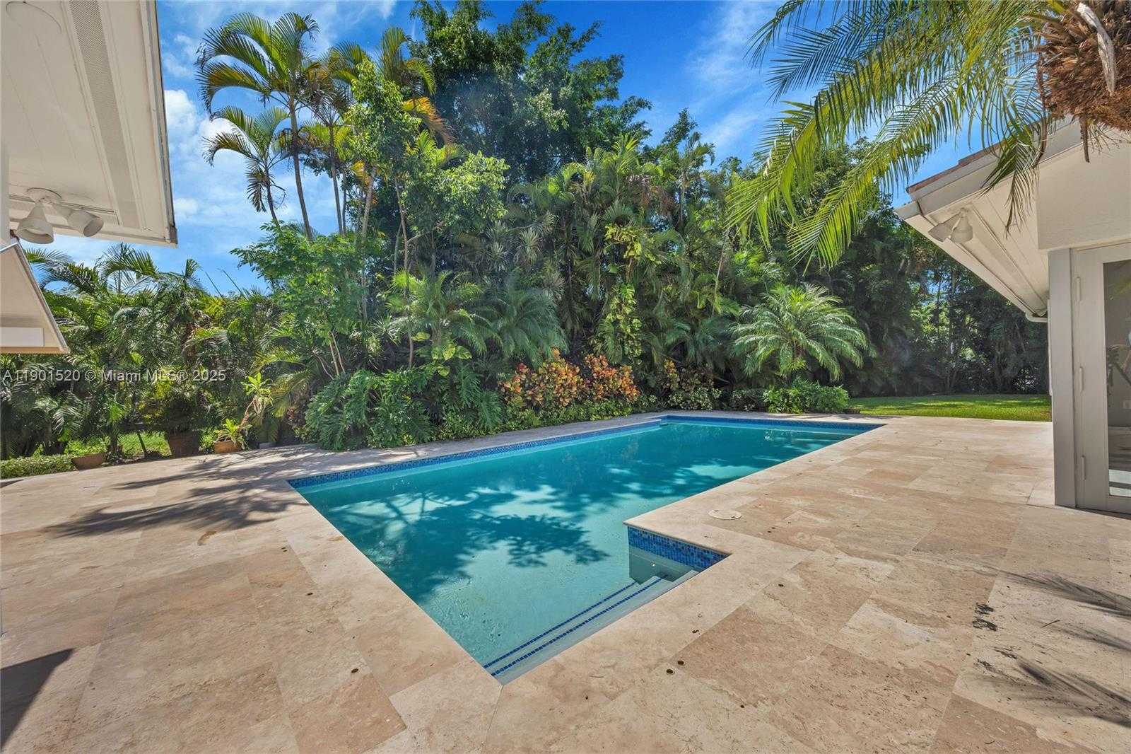 Small Image of 8303 OLD CUTLER RD, Coral Gables Number 35