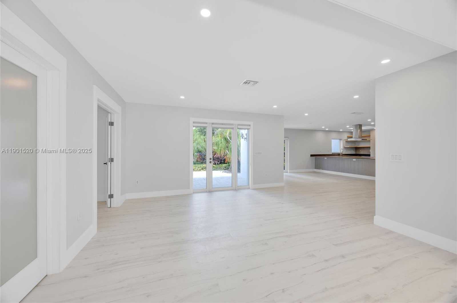 Small Image of 8303 OLD CUTLER RD, Coral Gables Number 8