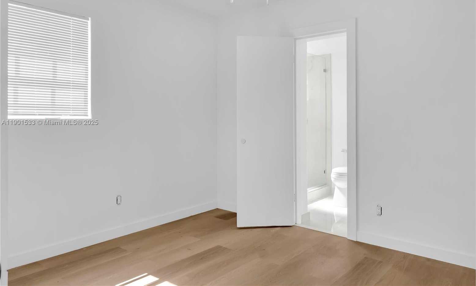 Small Image of 4900 SOUTH WEST 106TH AVE #4900, Miami Number 14