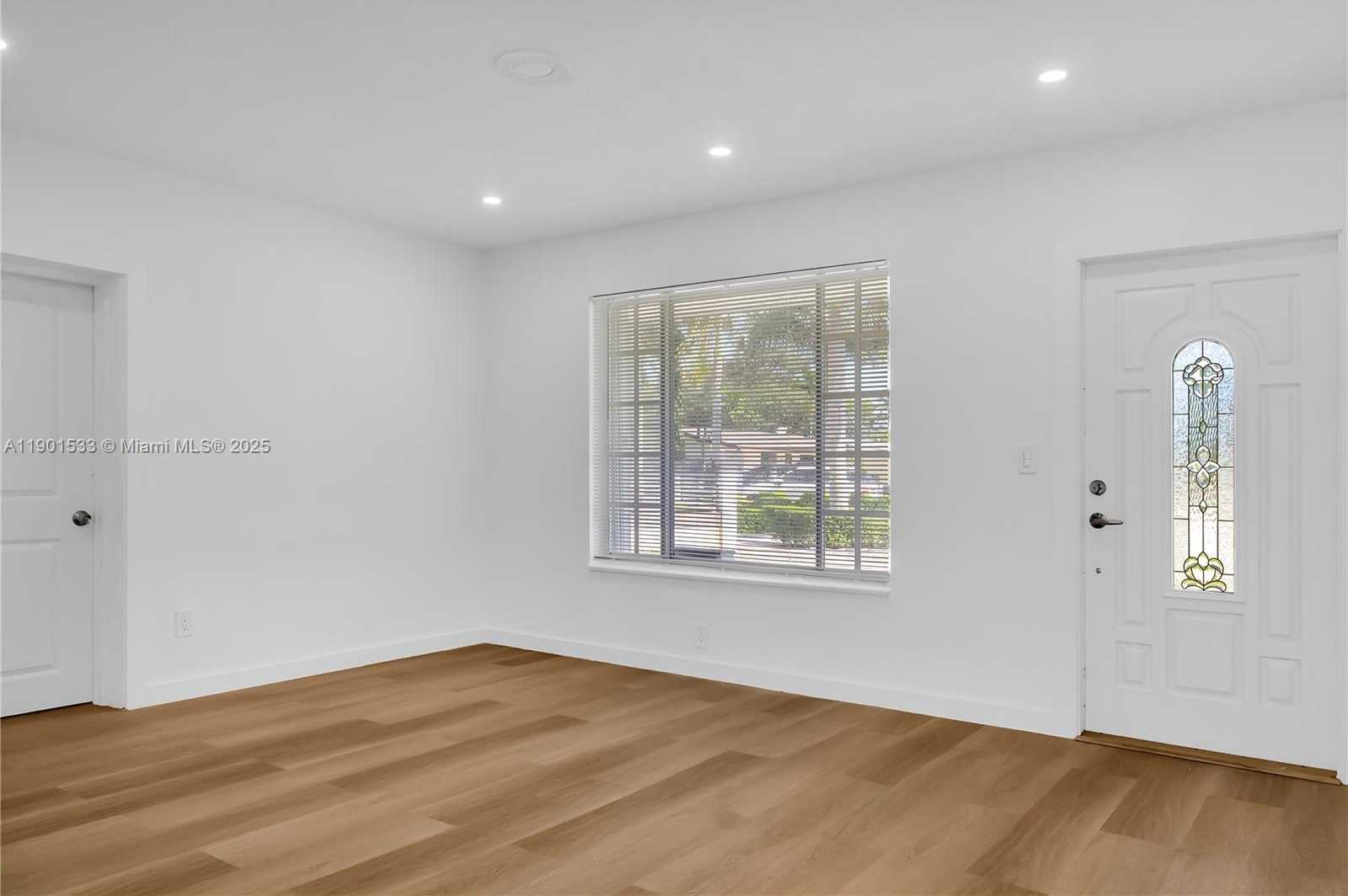 Small Image of 4900 SOUTH WEST 106TH AVE #4900, Miami Number 2