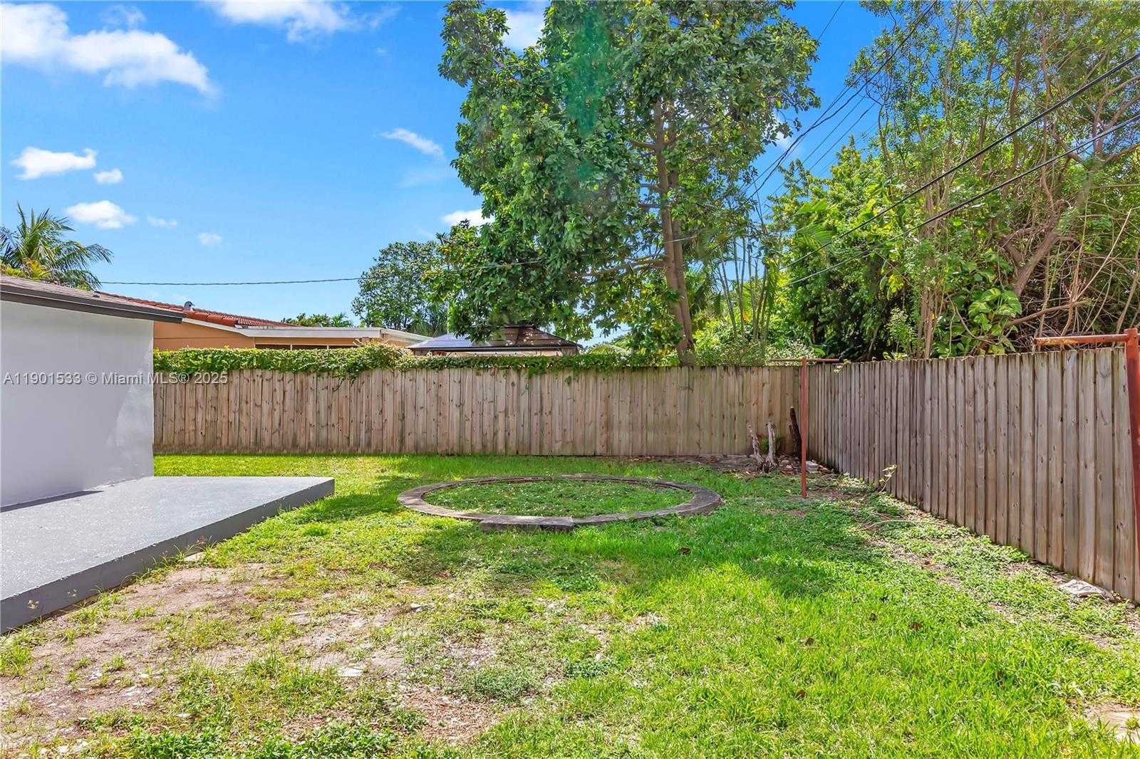 Small Image of 4900 SOUTH WEST 106TH AVE #4900, Miami Number 22